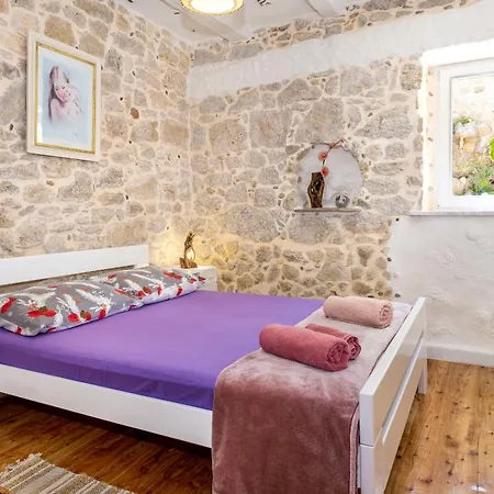 House Leptir Prázdninový dům Drniš